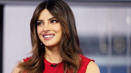 দেশিগার্ল খ্যাত অভিনেত্রী প্রিয়াংকা চোপড়া। ফাইল ছবি